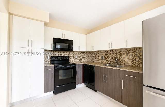 405 LAKEVIEW DR photos photos