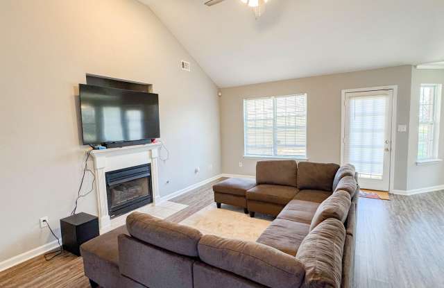 4620 Country Glen Circle Gallery 3