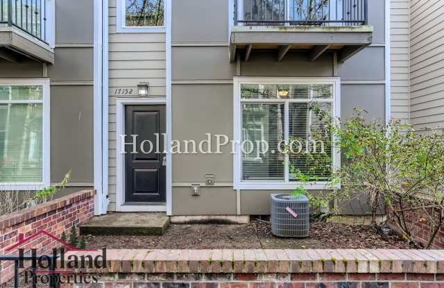 Stylish Townhome Near MAX, Nike & Costco in Prime Beaverton Location photos photos