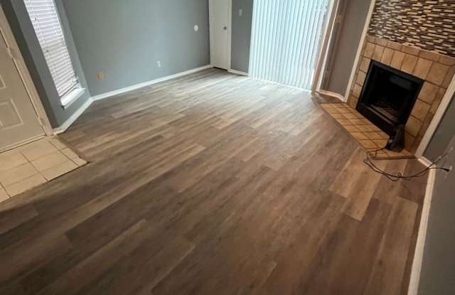 Charming Condo in the City! - 6737 South Peoria Avenue, Tulsa, OK 74136 Charming Condo in the City! - 6737 South Peoria Avenue, Tulsa, OK 74136