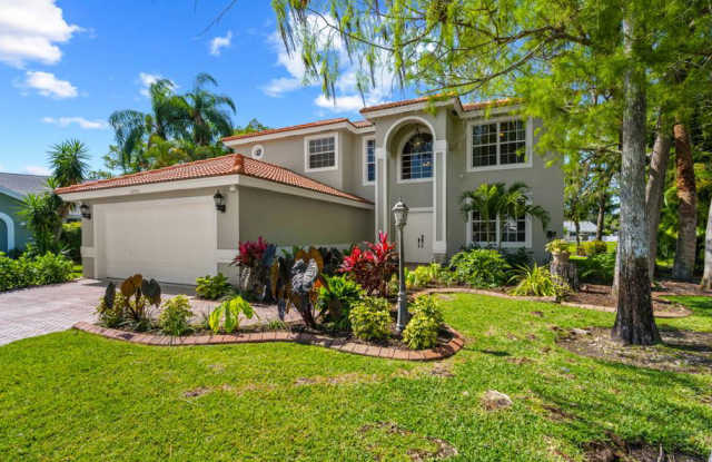 14552 Larkspur Lane - 14552 Larkspur Lane, Wellington, FL 33414