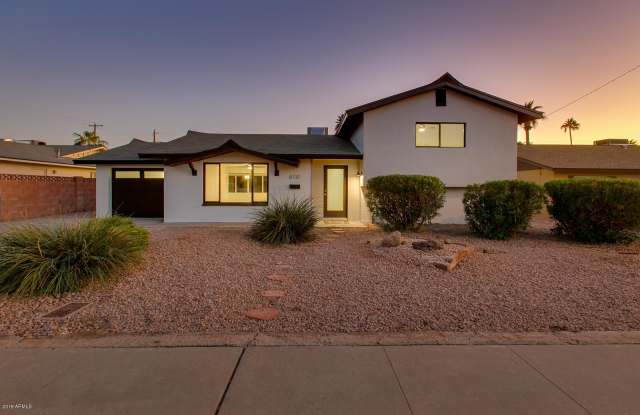 8737 E LINCOLN Drive Gallery 3
