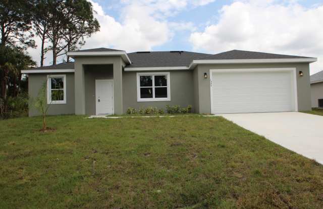 1377 Harper Boulevard SW photos photos