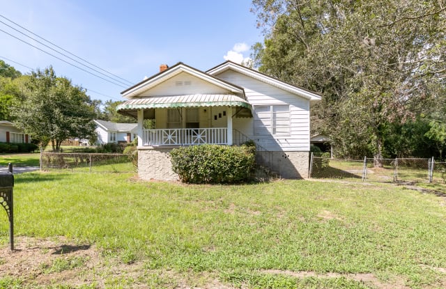 601 Piper Ave - 601 Piper Avenue, Birmingham, AL 35214