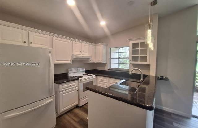 22280 Timberly Drive 22280, Boca Raton, FL 33428 - 3832 photos photos
