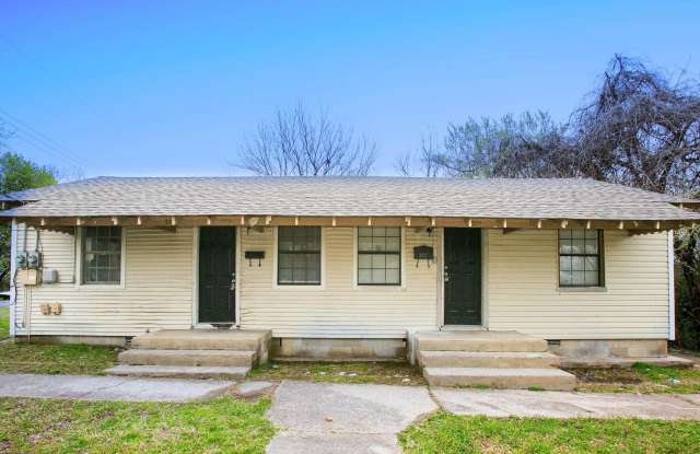 304 S Clover Street photos photos