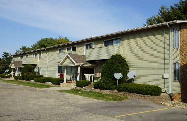 Affordable two bedroom apartment in Stoughton with HEAT included photos photos