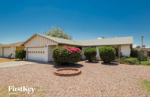 3923 West Desert Cove Avenue Gallery 2