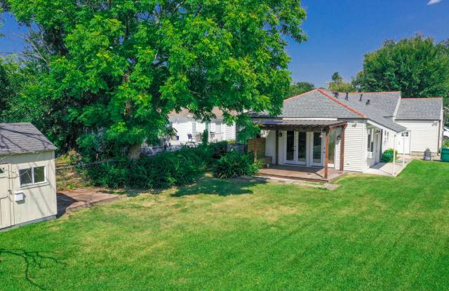 402 Orion Avenue photos photos