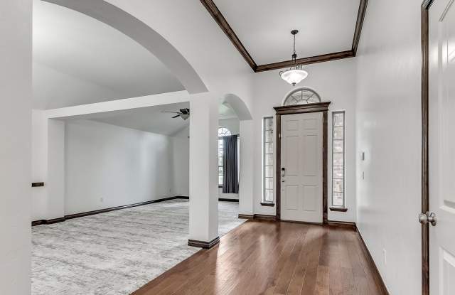 18501 El Greco Drive Gallery 3