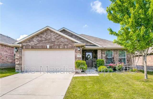 221 Creekwood photos photos
