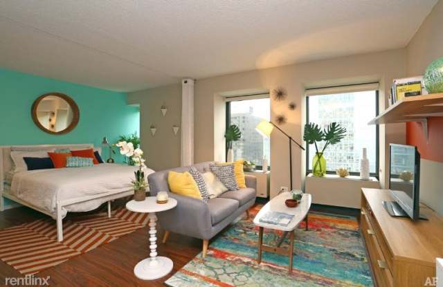 651 N Mcclurg Ct Gallery 2