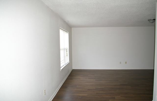 7106 Sun Court Gallery 4