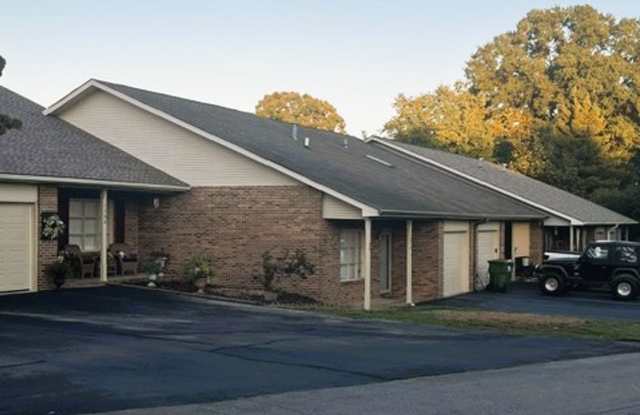 MARYVILLE CITY CONDO -  3 BEDROOM IN RACHAEL'S PLACE Gallery 1