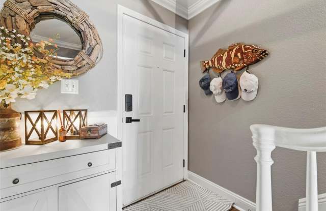 4751 COQUINA KEY Drive SE Gallery 3