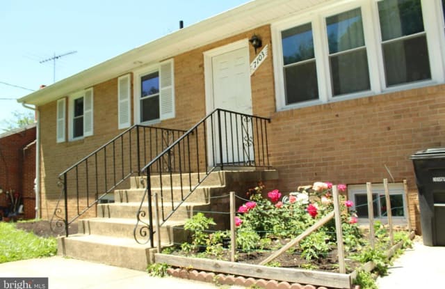 7103 LIVINGSTON RD - 7103 Livingston Road, Oxon Hill, MD 20745