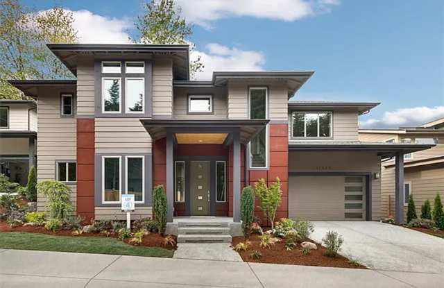 Spacious, Modern Living full of luxurious details! - 13520 98th Avenue Northeast, Kirkland, WA 98034