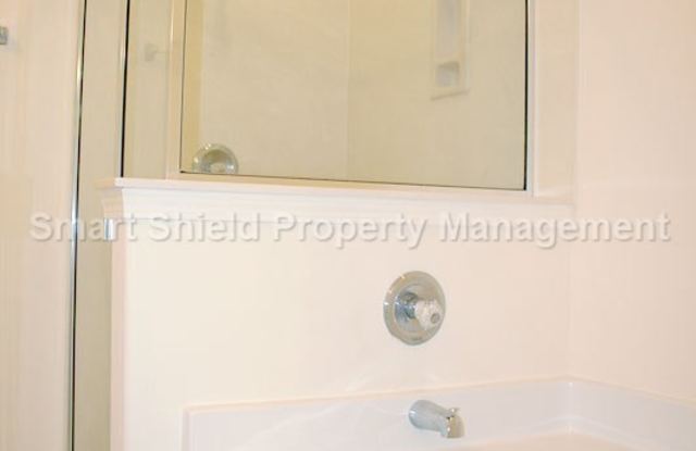 8121 Kings Creek Dr Gallery 4
