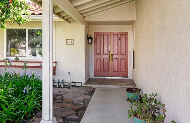 251 Chapalita Drive Gallery 4