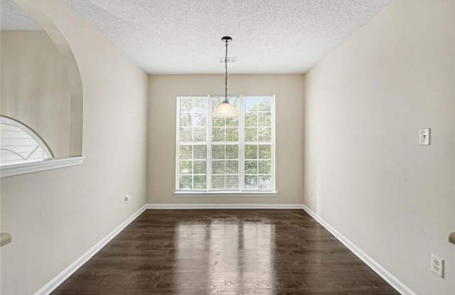 4824 Buchli Lane Gallery 2