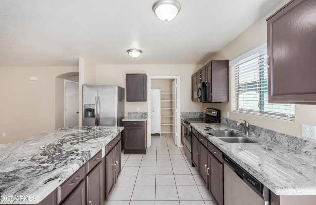 8927 W JOHN CABOT Road - 8927 West John Cabot Road, Peoria, AZ 85382