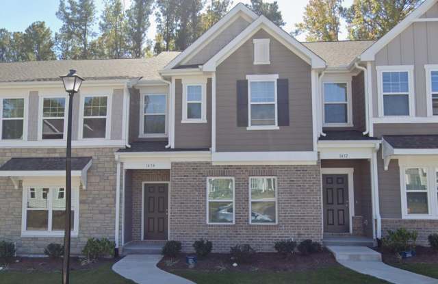 Tyler Gardens photos photos