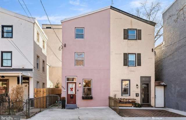 985 N RANDOLPH STREET photos photos