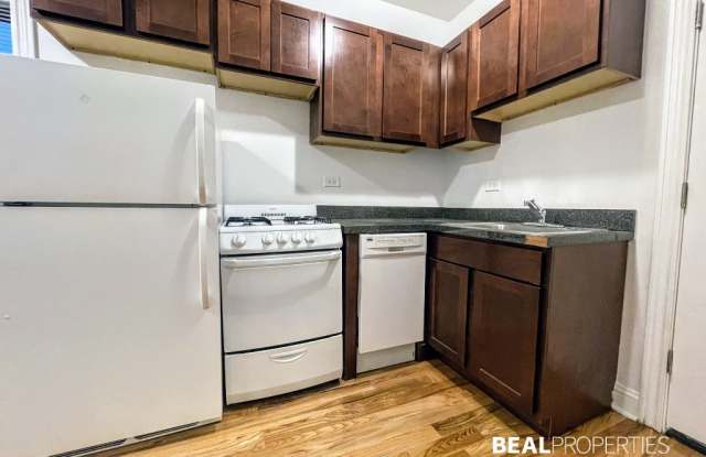 3833 N Fremont St photos photos