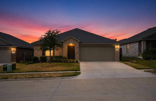 807 Wolf Creek Drive Gallery 1