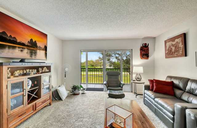 7185 Huntington Lane Gallery 2