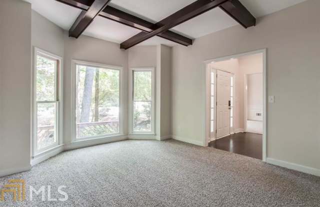 1180 Lochshyre Way Gallery 2