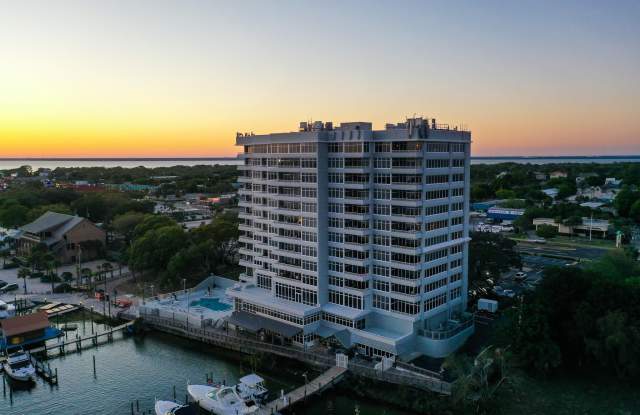 320 Harbor Boulevard - 320 Harbor Boulevard, Destin, FL 32541