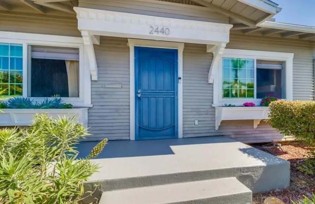 2440 Lincoln Ave photos photos