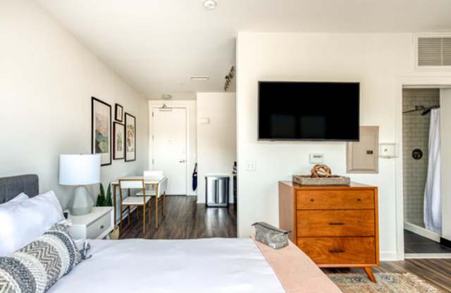 513 9th St NW - 513 9th St NE, Washington, DC 20002