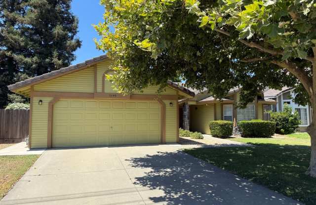 4 bedroom single story in Turlock! photos photos