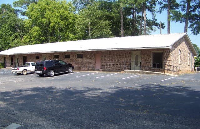 1785 Main Street - 1785 East Main Street, Dothan, AL 36301