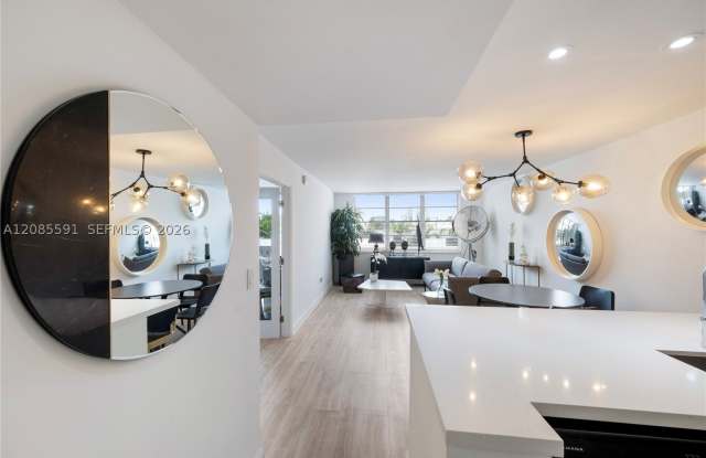 1020 Meridian Ave photos photos
