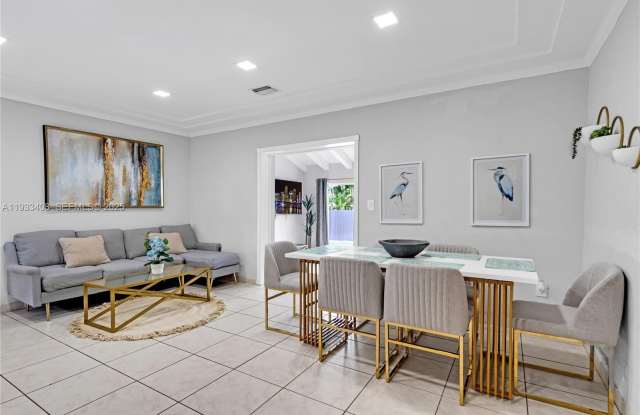 437 NE 107th St photos photos