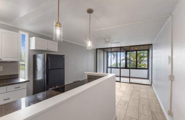 Live your best life in this well-appointed condo in Makaua Village photos photos
