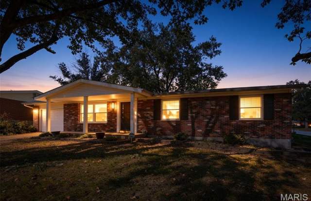 2701 Woodbury Drive Gallery 1