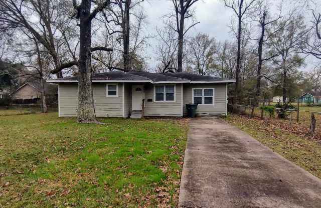 3235 Charles Street - 3235 Charles Street, Beaumont, TX 77703
