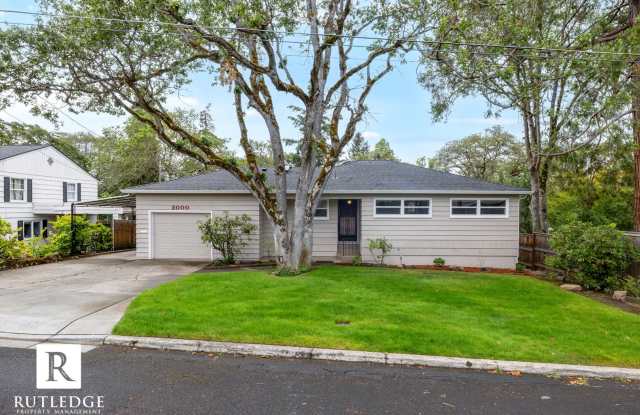 East Medford Charm photos photos