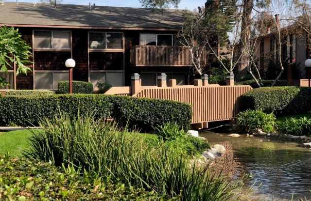 1006 Cabrillo Park Drive Gallery 2