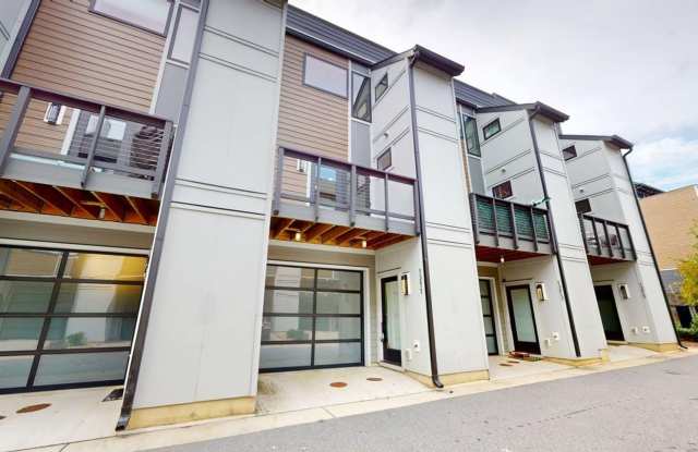 Stunning high end modern townhome in Southend photos photos