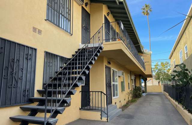 5753 Lexington Ave photos photos