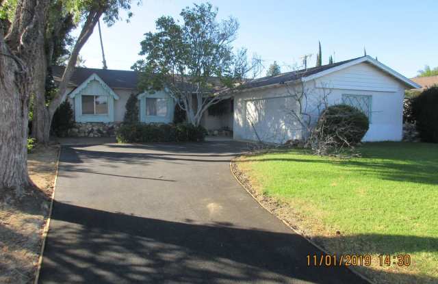 10365 Monogram Ave - 10365 Monogram Avenue, Los Angeles, CA 91344