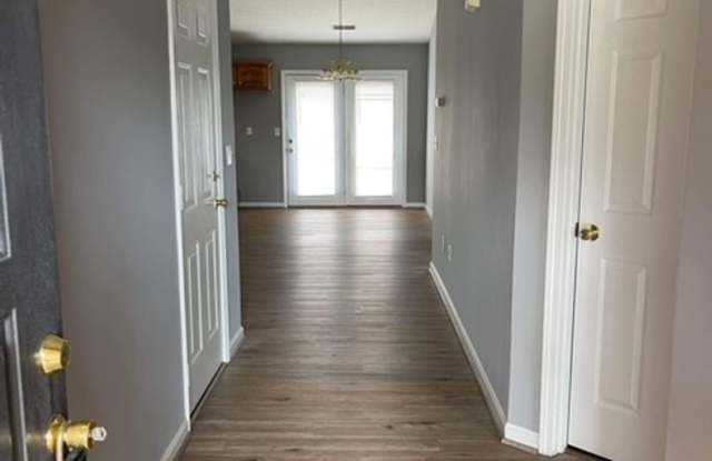 MAKE THIS BEAUTIFUL 2 BED, 2 FULL BATH YOUR NEW HOME 104-A COTTAGE CIRCLE, ELIZABETHTOWN Gallery 3