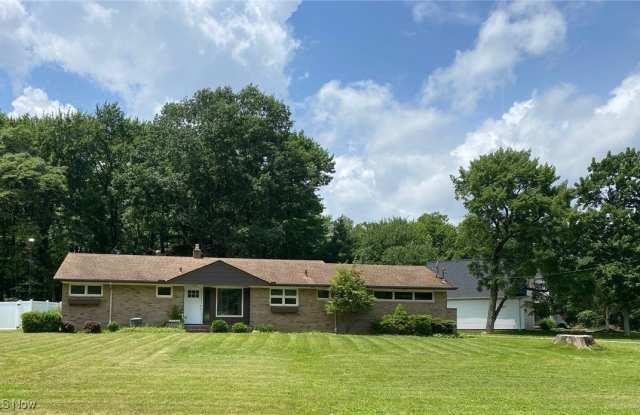 8260 Overlook Avenue photos photos