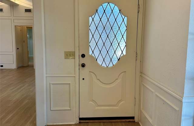 7145 Crooked Oak Drive Gallery 2