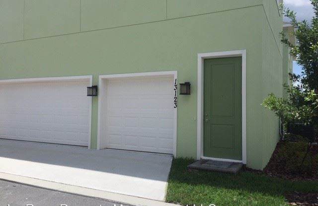 13123 Granger Ave - 13123 Granger Avenue, Orlando, FL 32827